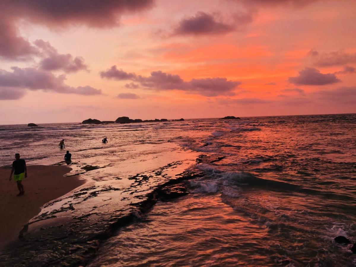 City Sunrise Hikkaduwa Bagian luar foto